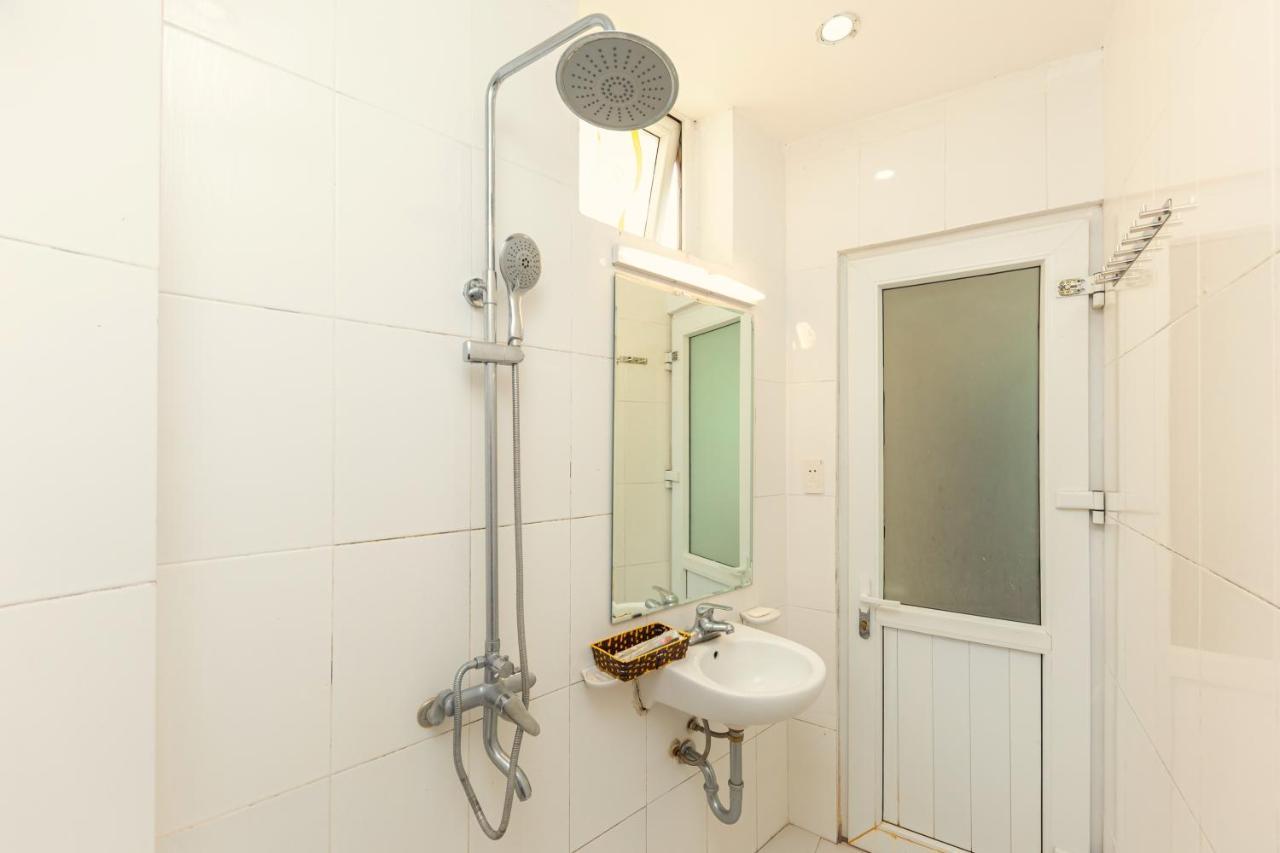 Oyo 1133 Ngan Son Hotel Ханой Екстериор снимка